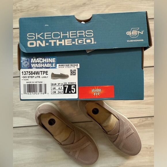 Skechers Go Step Lite Washable Knit Loafers -Lively  Taupe 7.5W NWT IN BOX - Picture 8 of 9